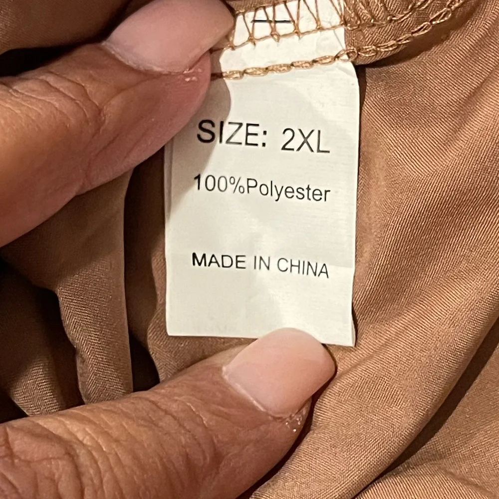 Textured Button-Up Long Sleeve Blouse - Size 2XL - Picture 3 of 3